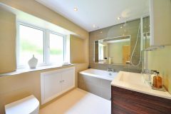 bathroom-1336167-scaled